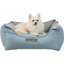 Trixie, Lona Bed