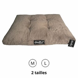 Doogy, Calinou Grey Matratze