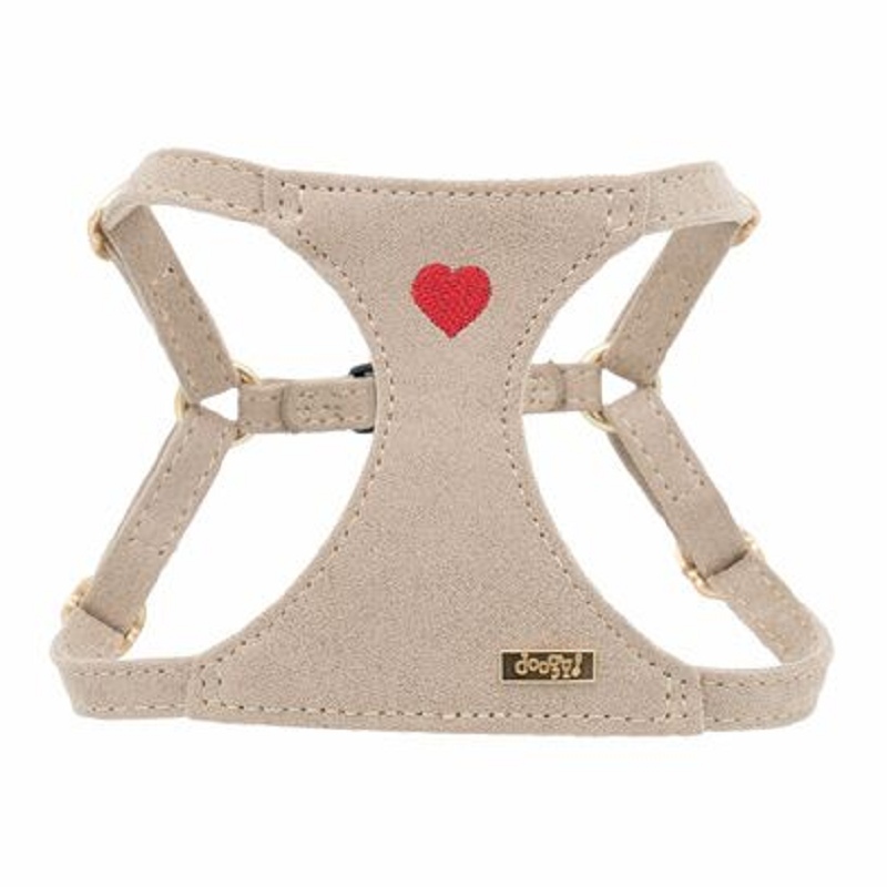 Doogy, Harness in love