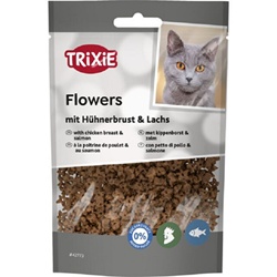 Sachet de 50g de friandises tendres en forme de fleurs Trixie au blanc de poulet et saumon pour chat riche en oméga-3