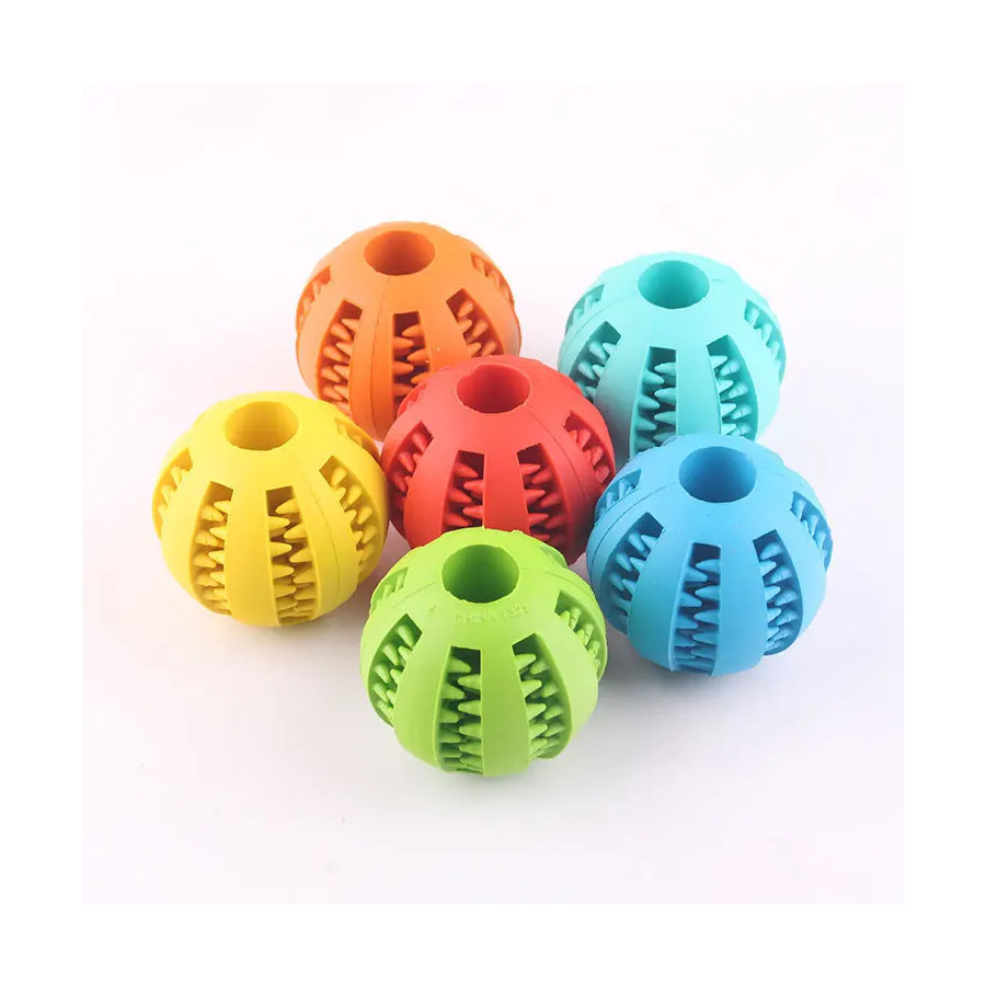 Interactive Ball with Treat Dispenser (TPR) | 5 cm