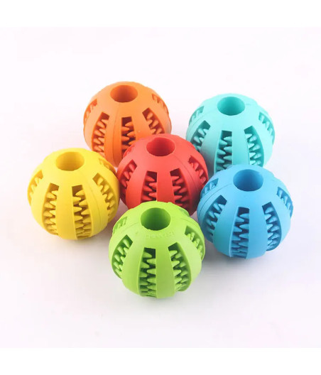Pallina dispenser di giocattoli interattiva in TPR - 5 cm