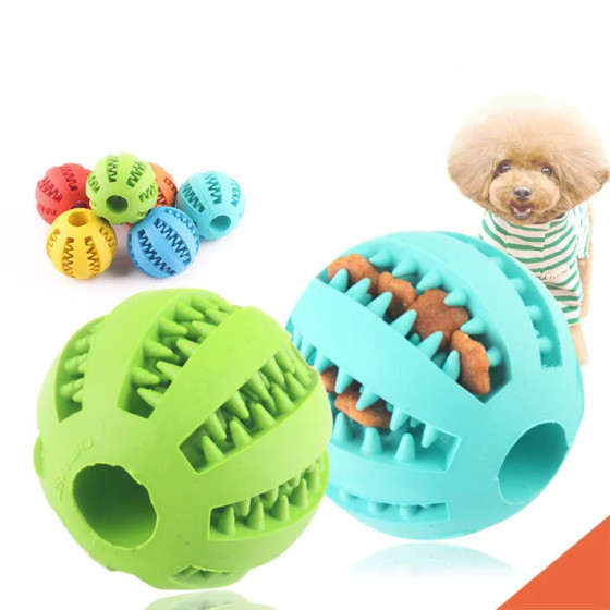 Balle interactive anti-ennui en TPR pour chien et chat diamètre 5 cm pour cacher des friandises et favoriser l'hygiène dentaire