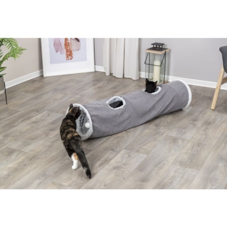 Tunnel de jeu gris Harvey Trixie pour chat (116 cm) avec 4 entrées, revêtement en peluche douce et balles suspendues