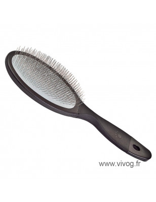 Card brush with soft bristles