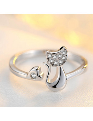 anillo de gato con diamantes de imitación