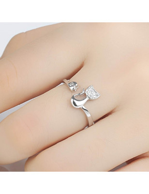 Rhinestone cat ring