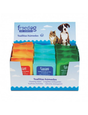 Perfumed wipes for the hygiene of dogs and cats