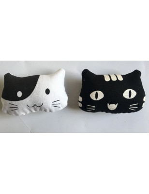 Miau-Kissen mit Katzenminze
