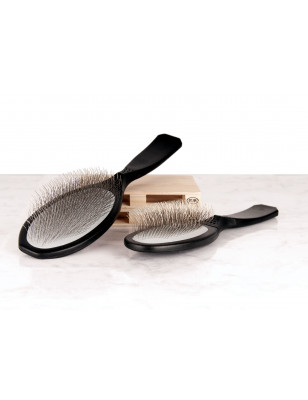 Show Tech, Brosse carde Ultra Pro Side Slicker Noir
