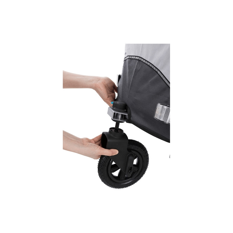 Trixie, buggy front wheel
