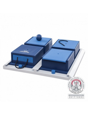 Trixie, Poker Box 1 Strategy Game