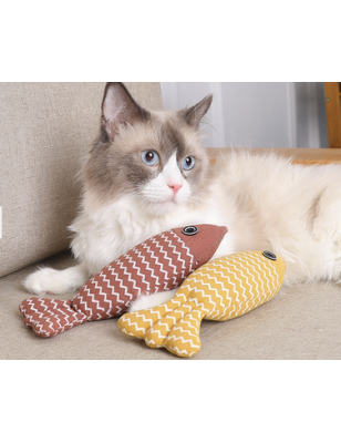 Cat fish toy with Catnip