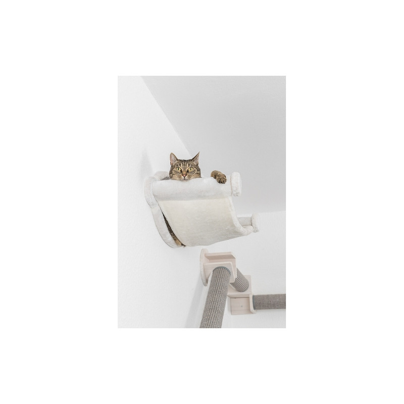 Trixie, Hammock to be fixed to the wall
