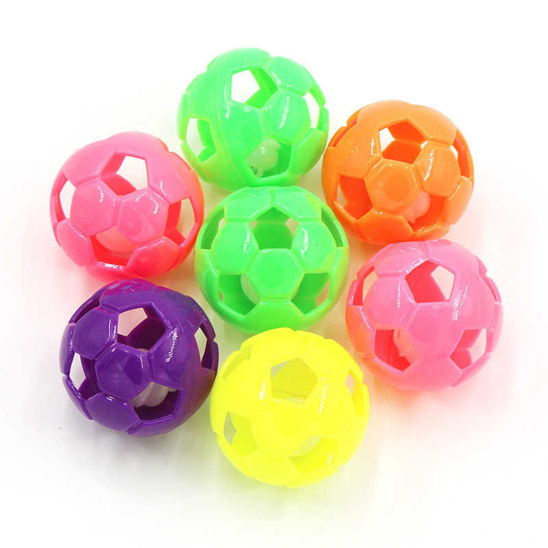 Einzelner lustiger Ball