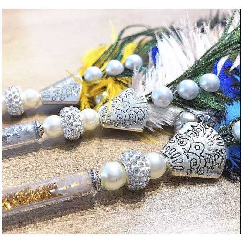 Cleopatra Cat Feather