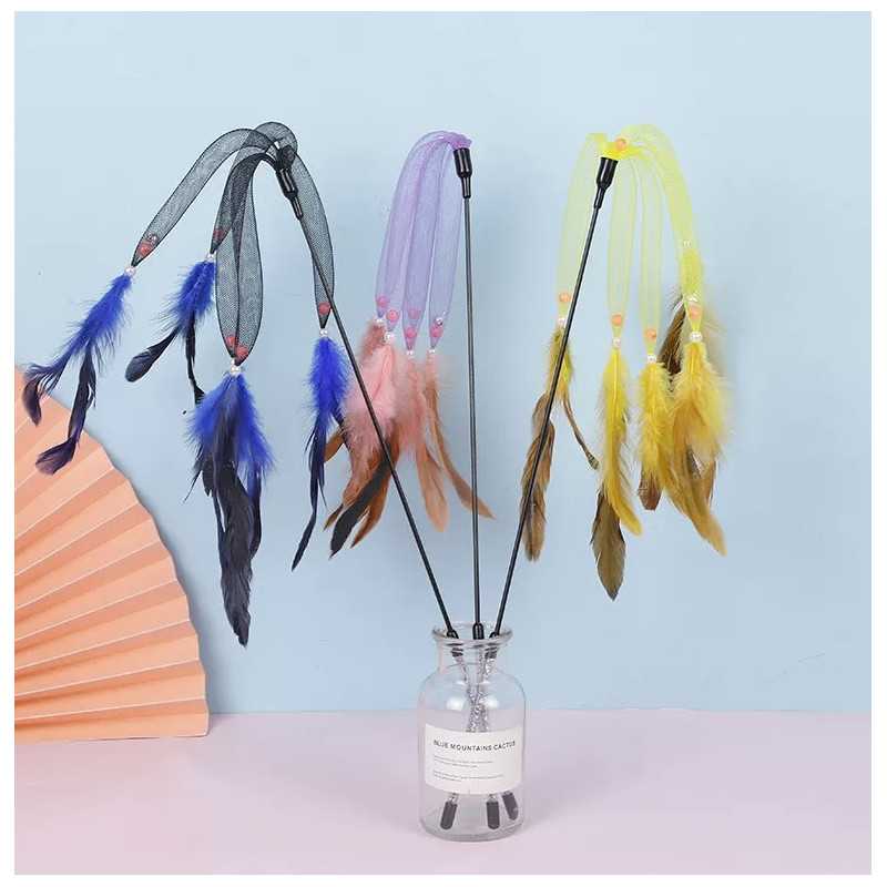 Fuchsia Cat Feather Toy