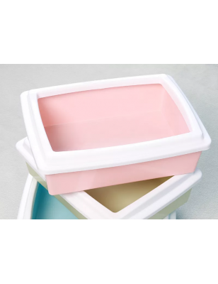 Litter box with rim and litter scoop
