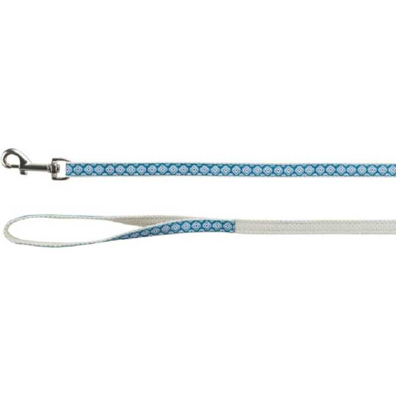Trixie, Harness with leash